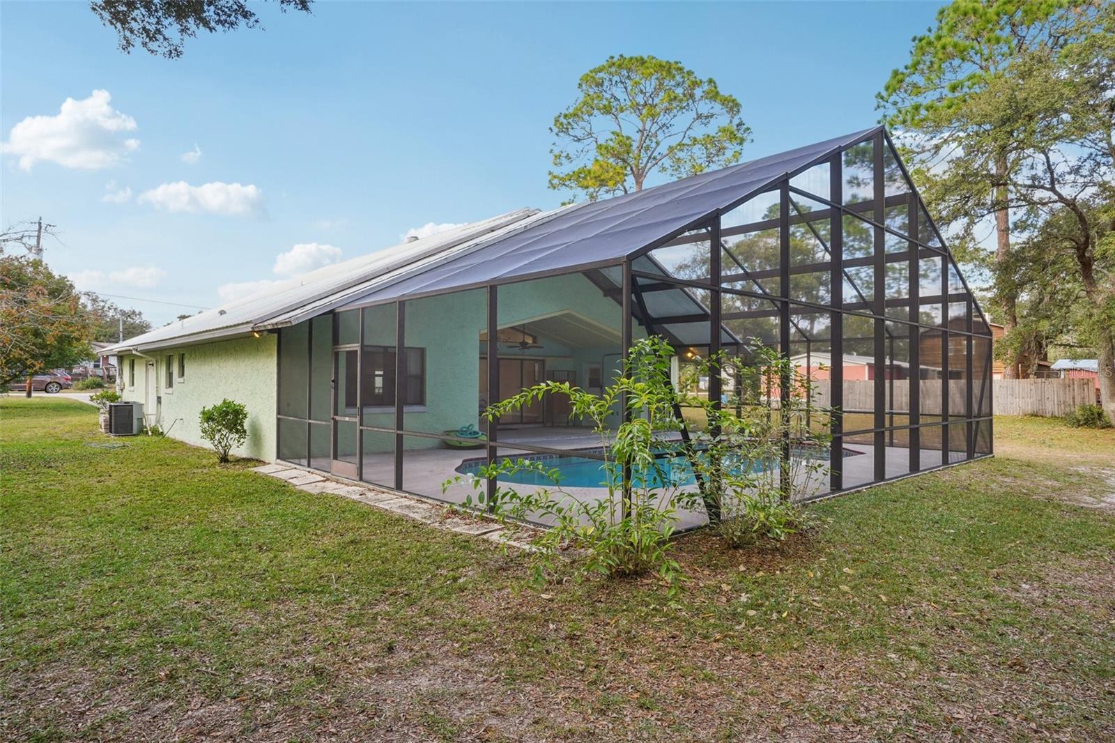 Image 43 of 49 For 18628 53rd Place