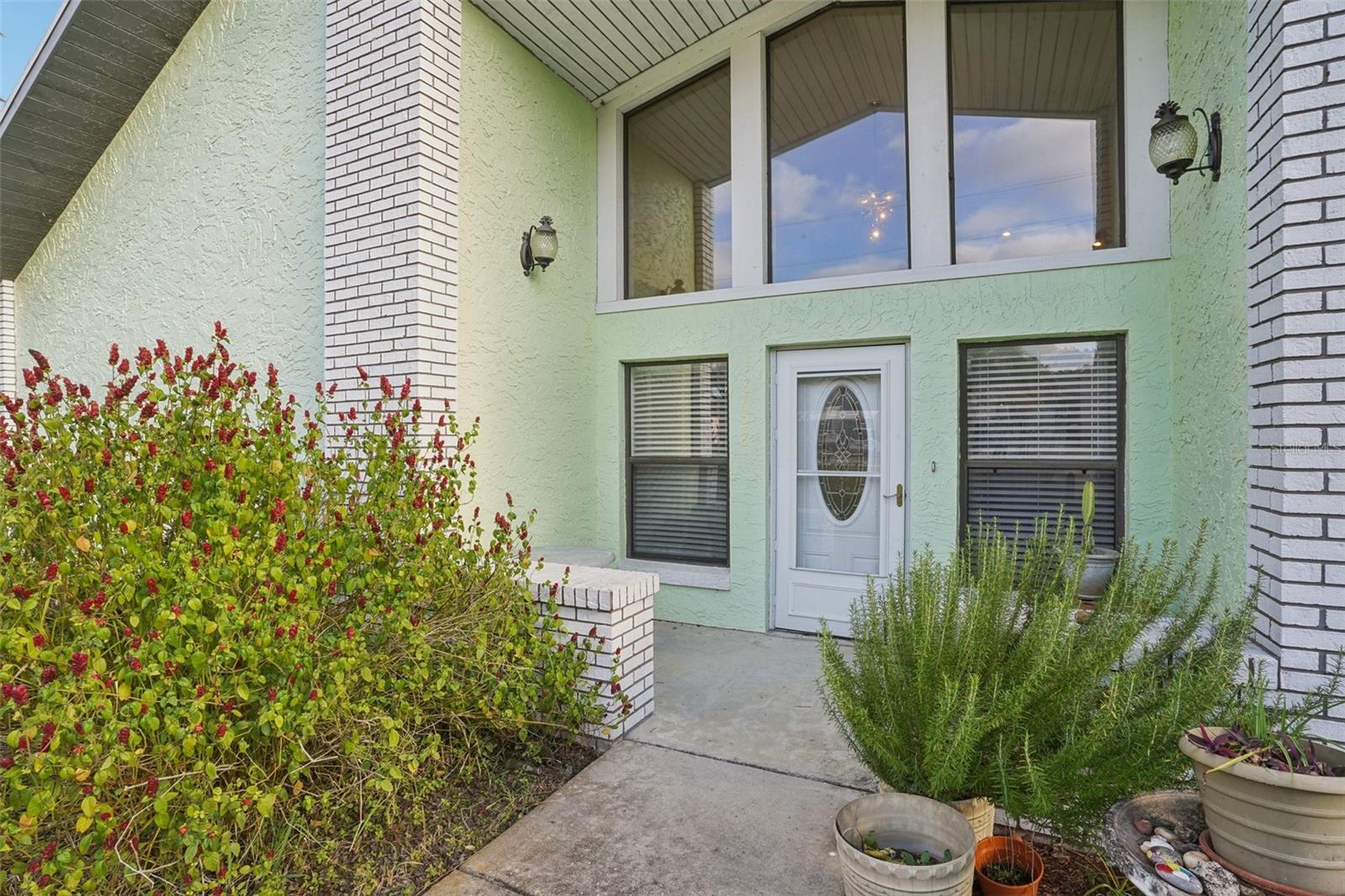 Image 8 of 49 For 18628 53rd Place