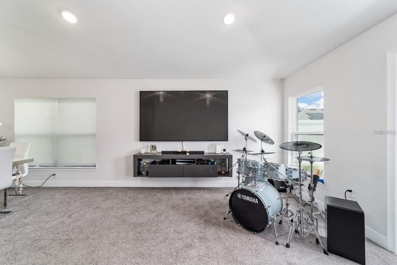 Image 12 of 51 For 4427 2nd Court