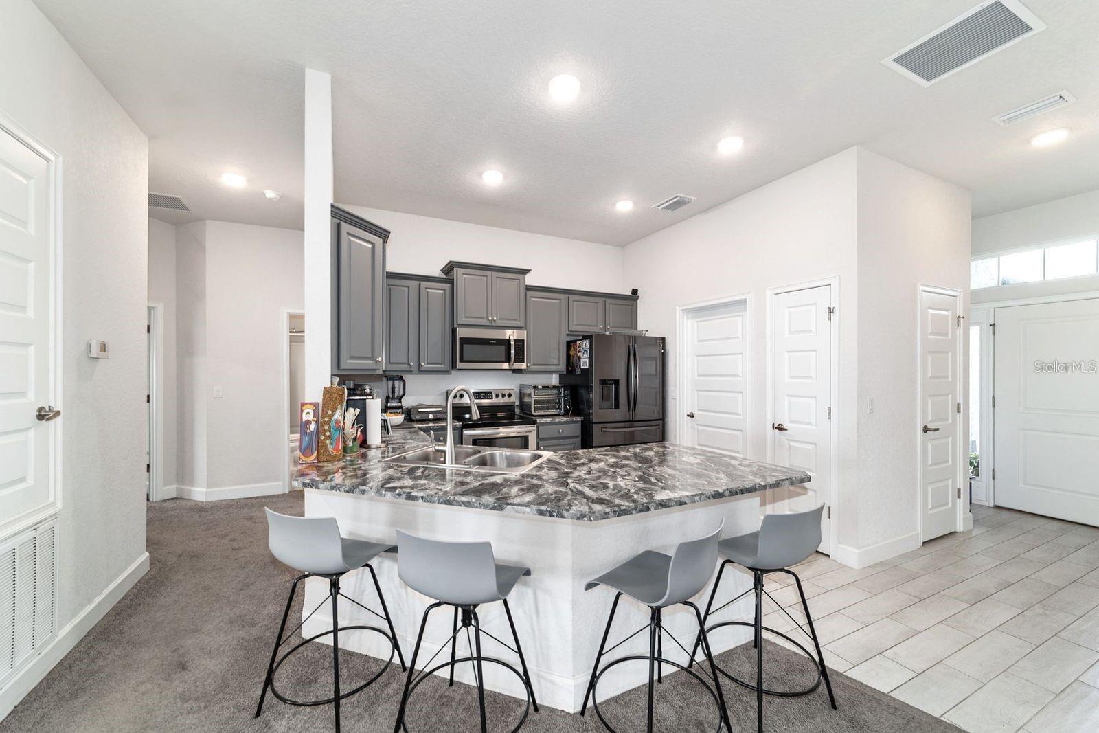 Image 15 of 51 For 4427 2nd Court