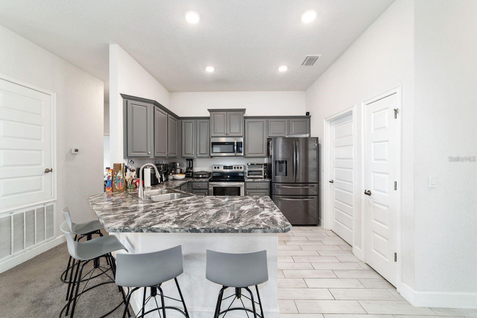 Image 25 of 51 For 4427 2nd Court