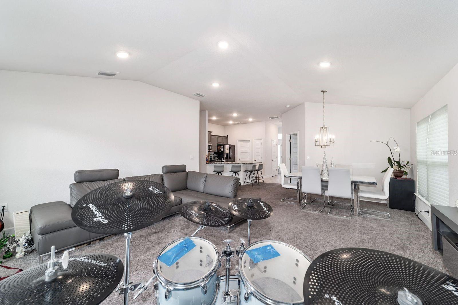 Image 9 of 51 For 4427 2nd Court