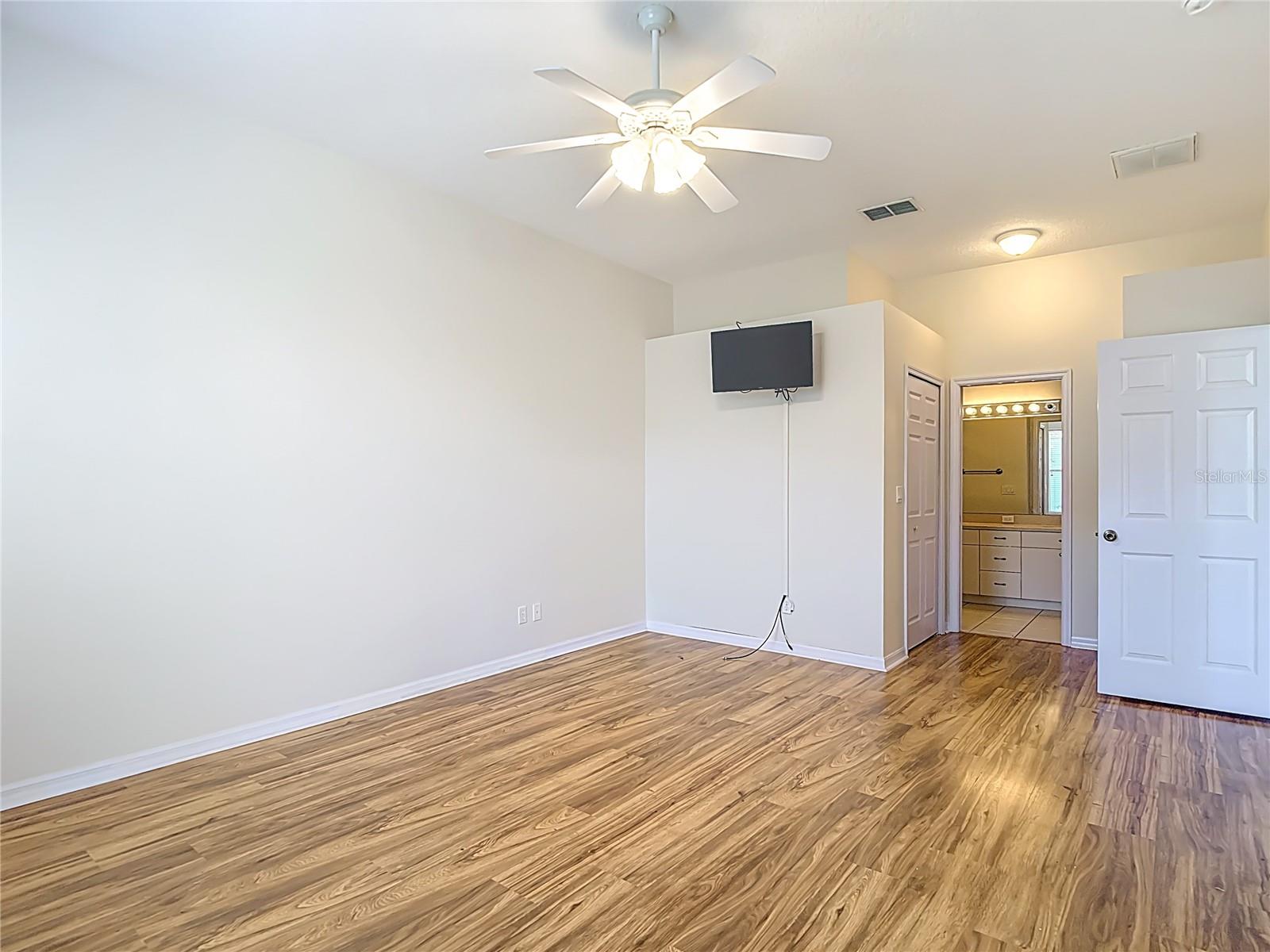 Image 20 of 40 For 12200 Putter Green Court