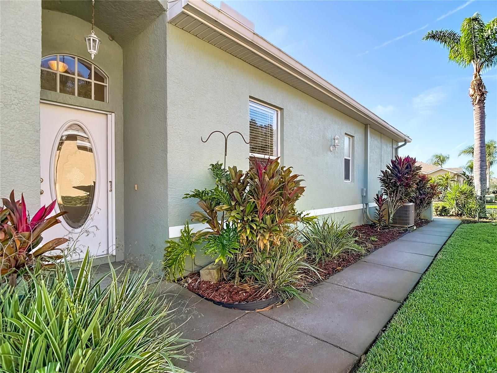 Image 4 of 40 For 12200 Putter Green Court