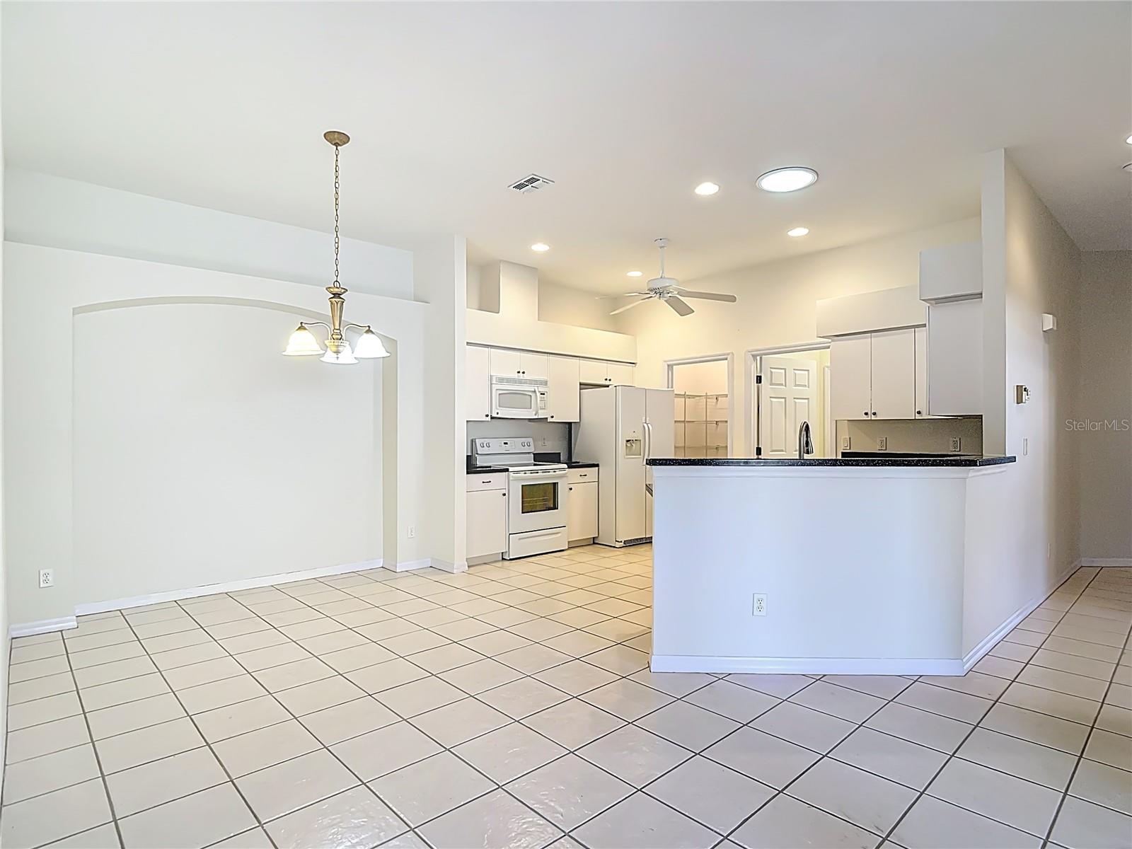 Image 8 of 40 For 12200 Putter Green Court