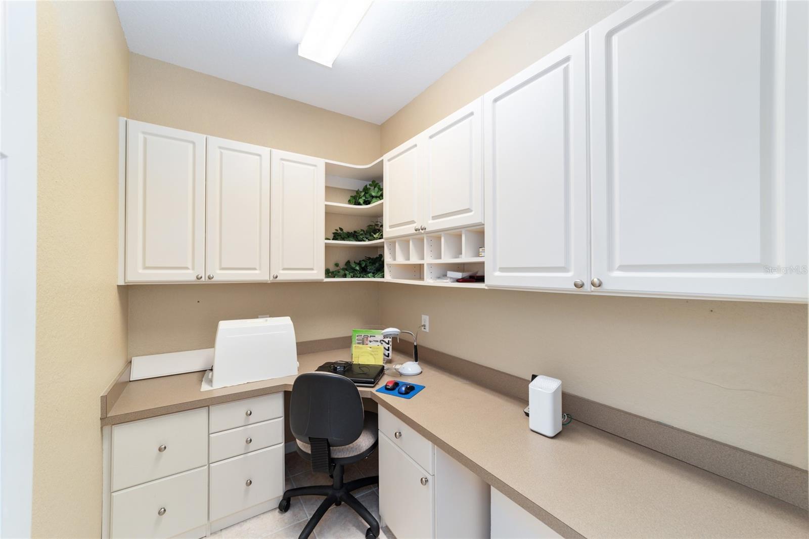 Image 40 of 81 For 13103 86th Court