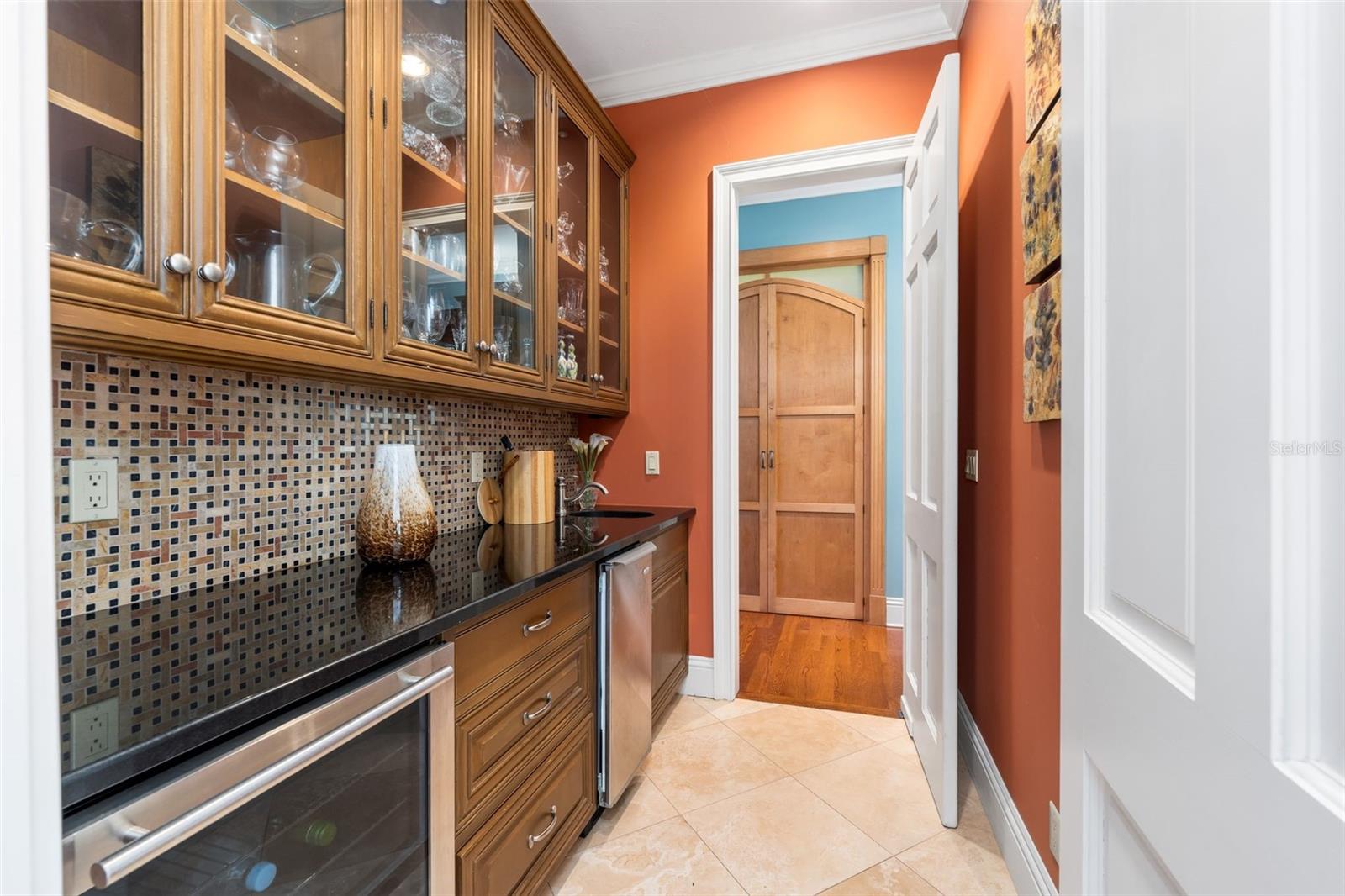 Image 18 of 87 For 1248 37th Place Road