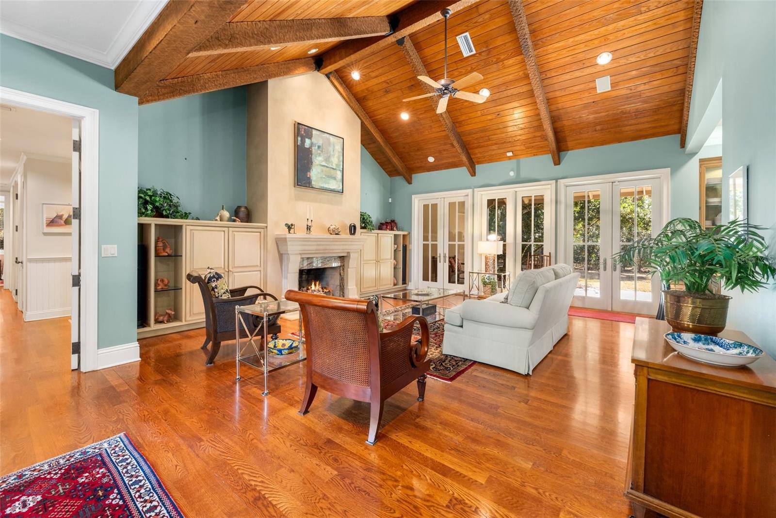 Image 21 of 87 For 1248 37th Place Road