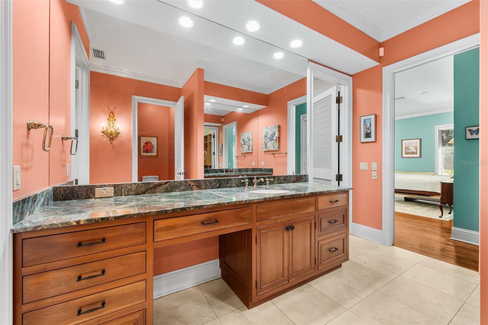 Image 30 of 87 For 1248 37th Place Road