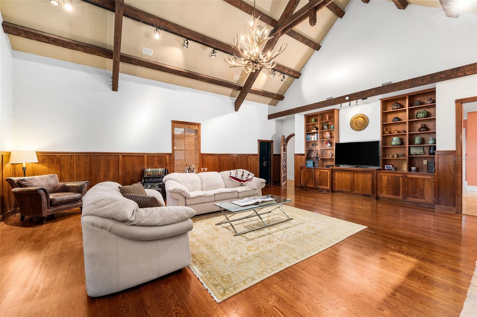 Image 40 of 87 For 1248 37th Place Road