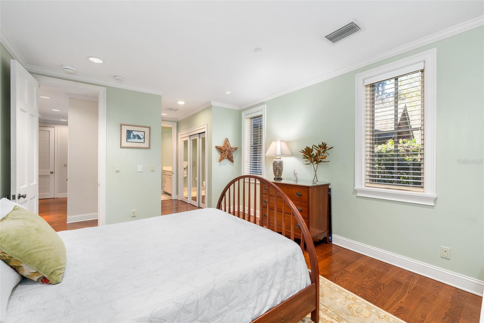 Image 45 of 87 For 1248 37th Place Road