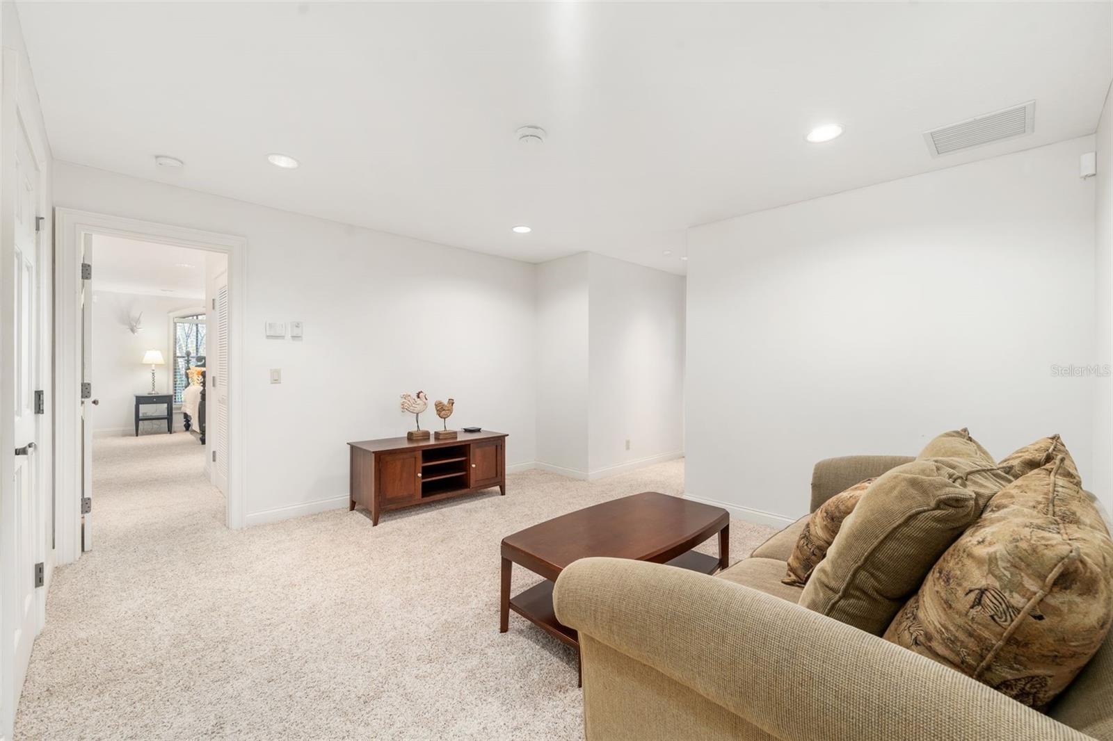 Image 57 of 87 For 1248 37th Place Road