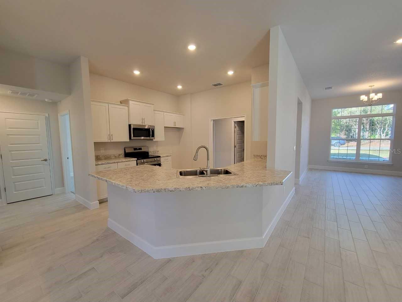 Image 9 of 26 For 6411 134th Loop