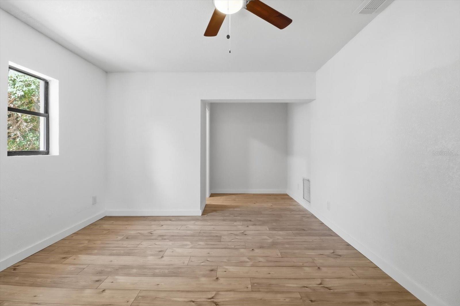 Image 21 of 49 For 20473 Mckinney Avenue