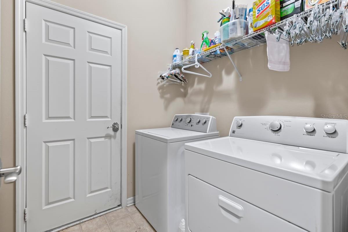 Image 21 of 28 For 669 Carya Court