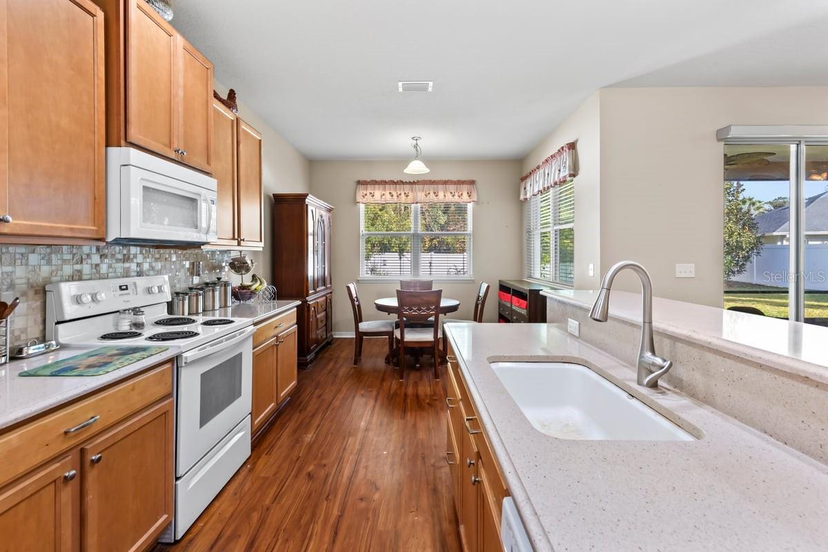 Image 3 of 28 For 669 Carya Court