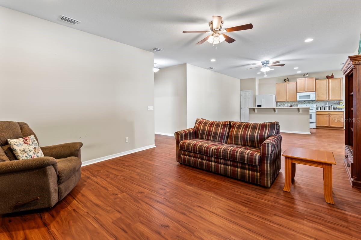 Image 9 of 28 For 669 Carya Court