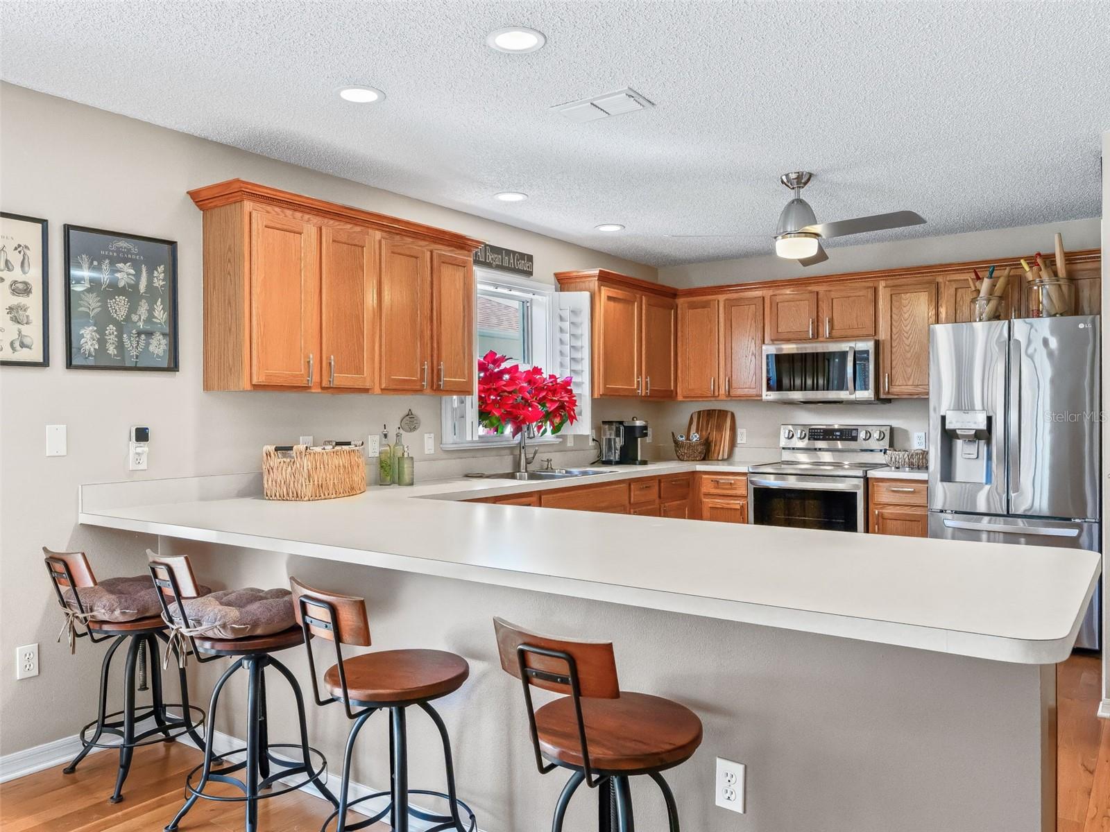 Image 10 of 44 For 1407 Montez Loop