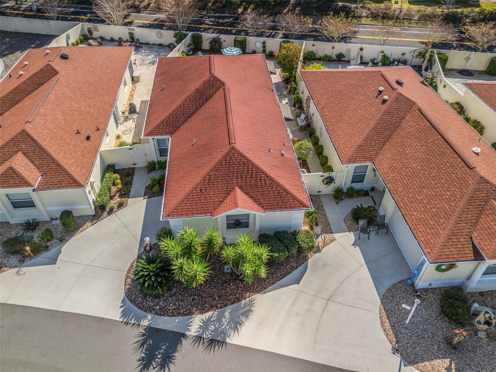 Image 2 of 44 For 1407 Montez Loop