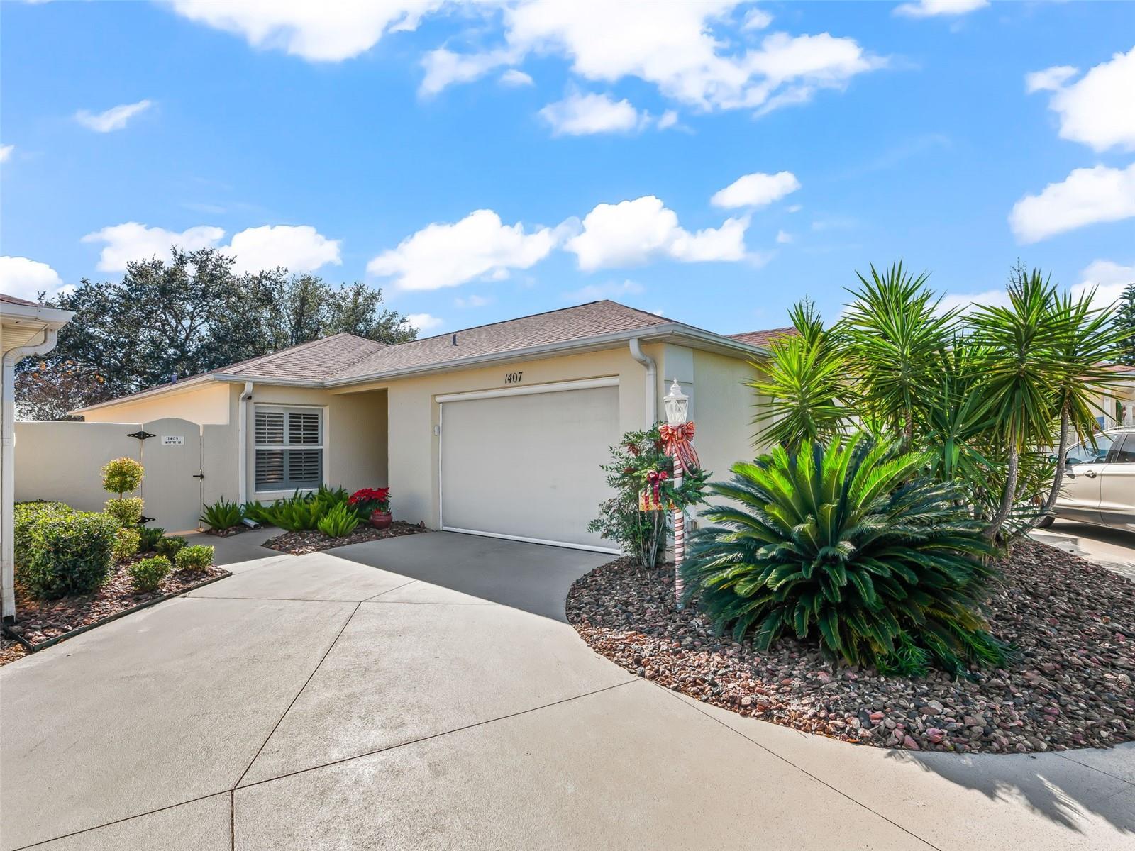 Image 3 of 44 For 1407 Montez Loop