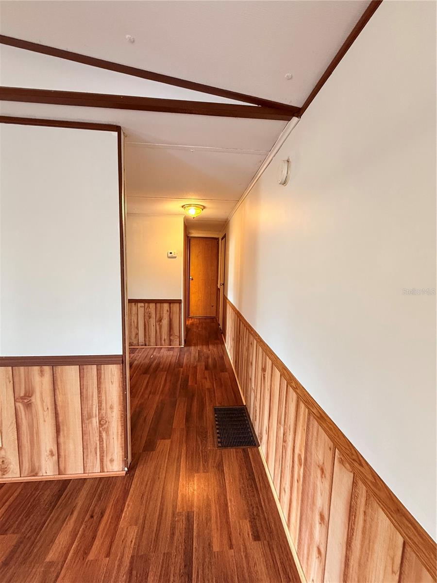 Image 15 of 31 For 14820 100th Terrace