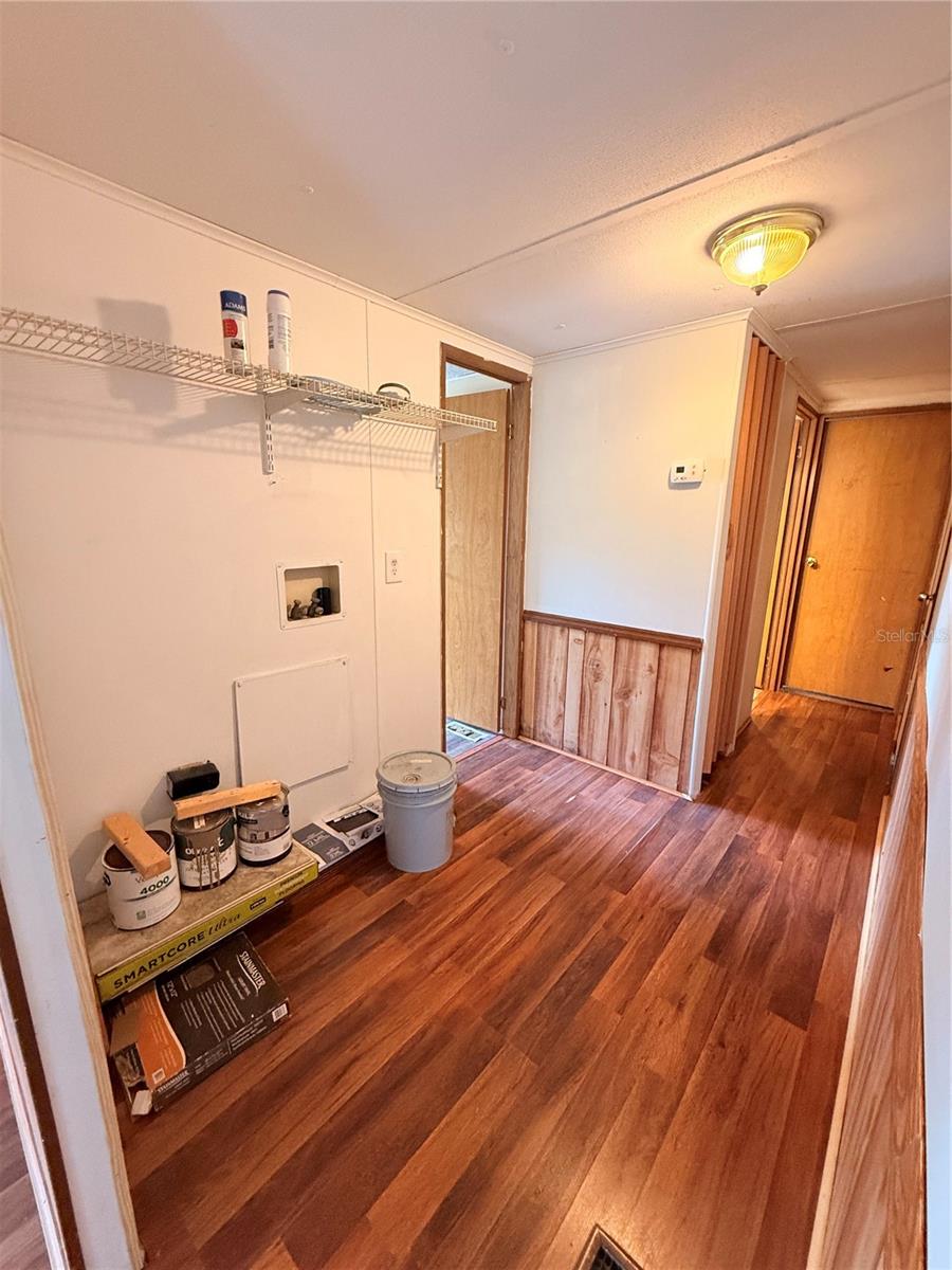 Image 16 of 31 For 14820 100th Terrace