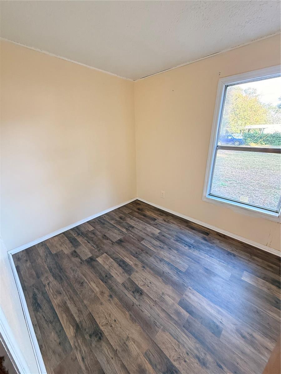 Image 17 of 31 For 14820 100th Terrace