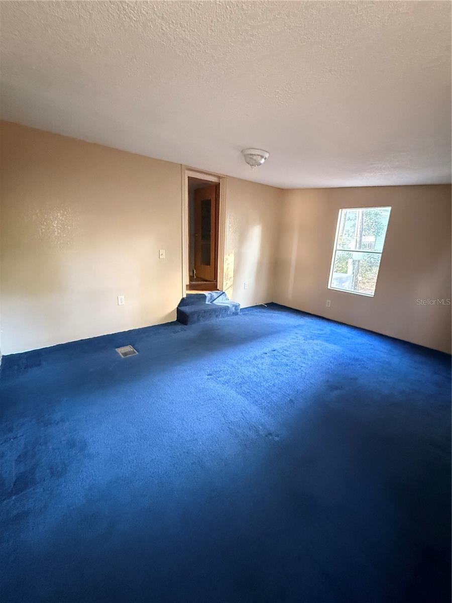 Image 23 of 31 For 14820 100th Terrace