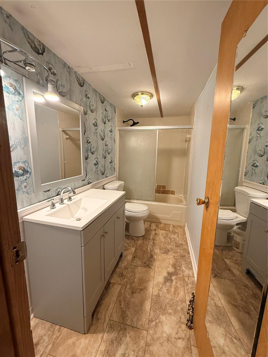 Image 24 of 31 For 14820 100th Terrace