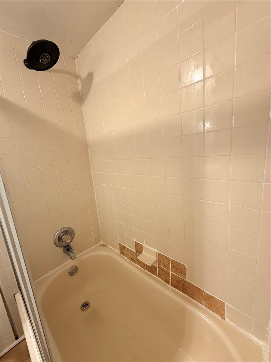 Image 25 of 31 For 14820 100th Terrace