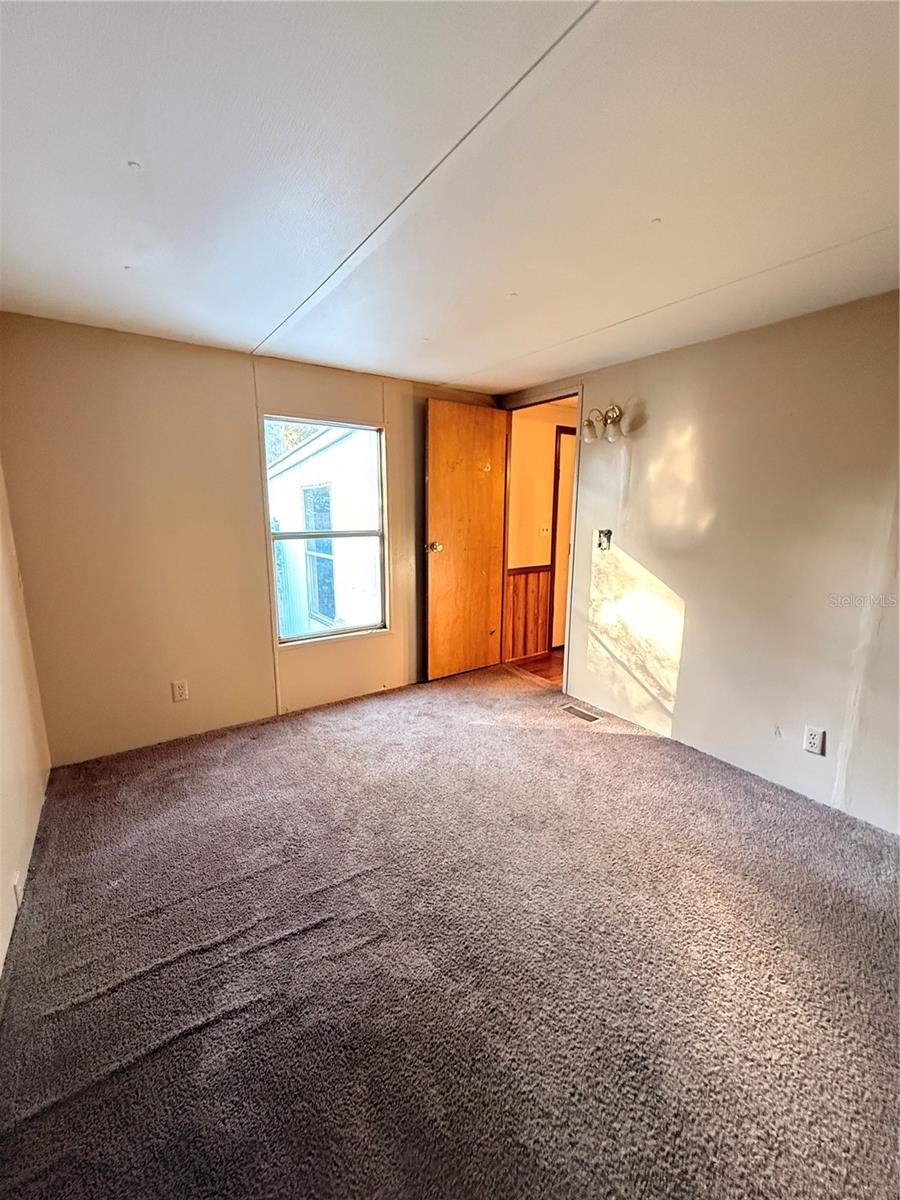 Image 27 of 31 For 14820 100th Terrace