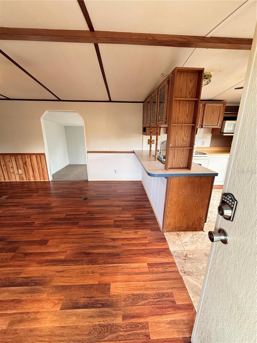 Image 5 of 31 For 14820 100th Terrace