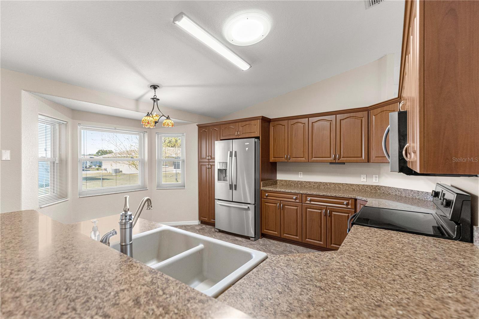 Image 14 of 57 For 9948 62nd Avenue