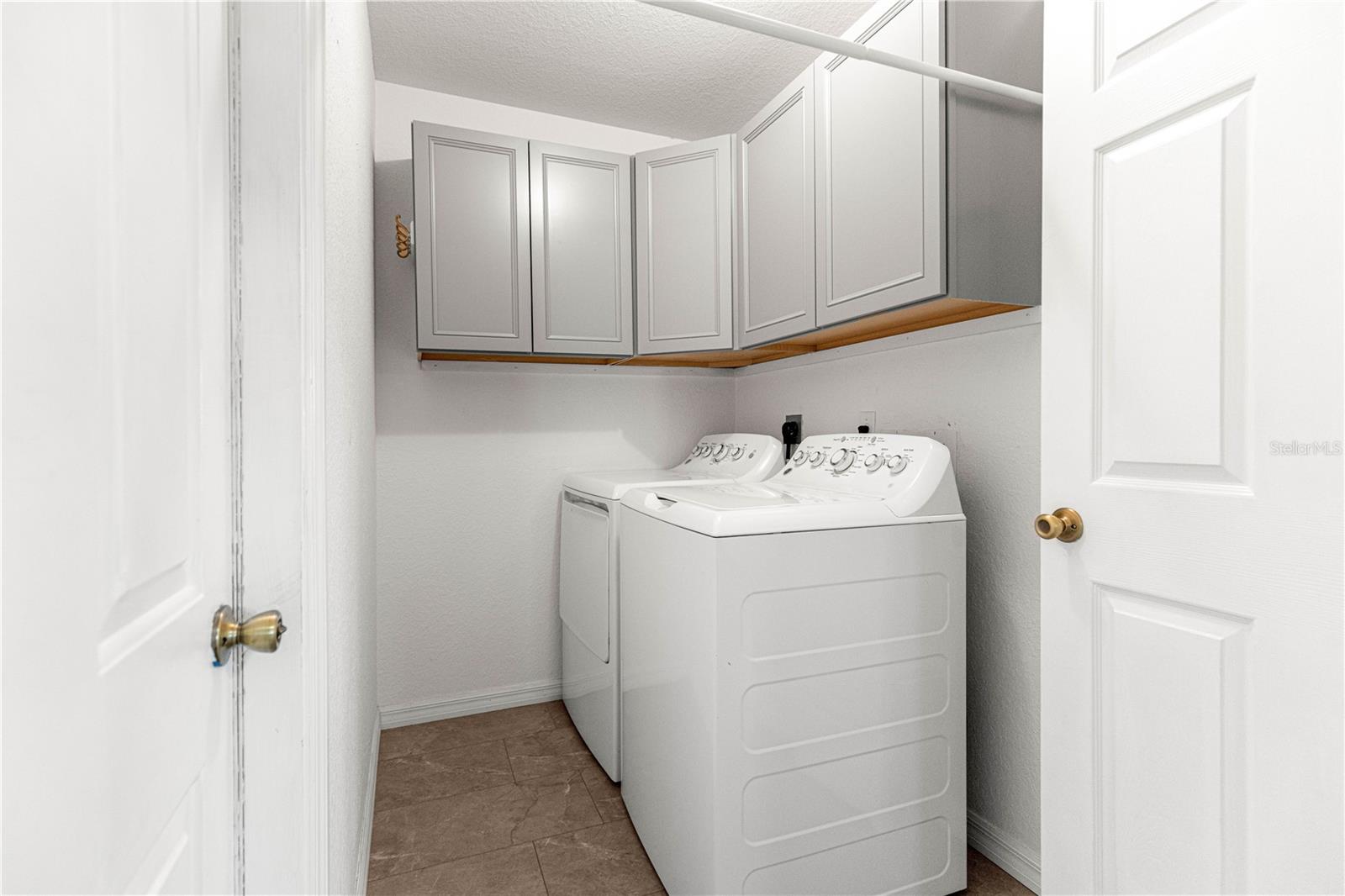 Image 38 of 57 For 9948 62nd Avenue