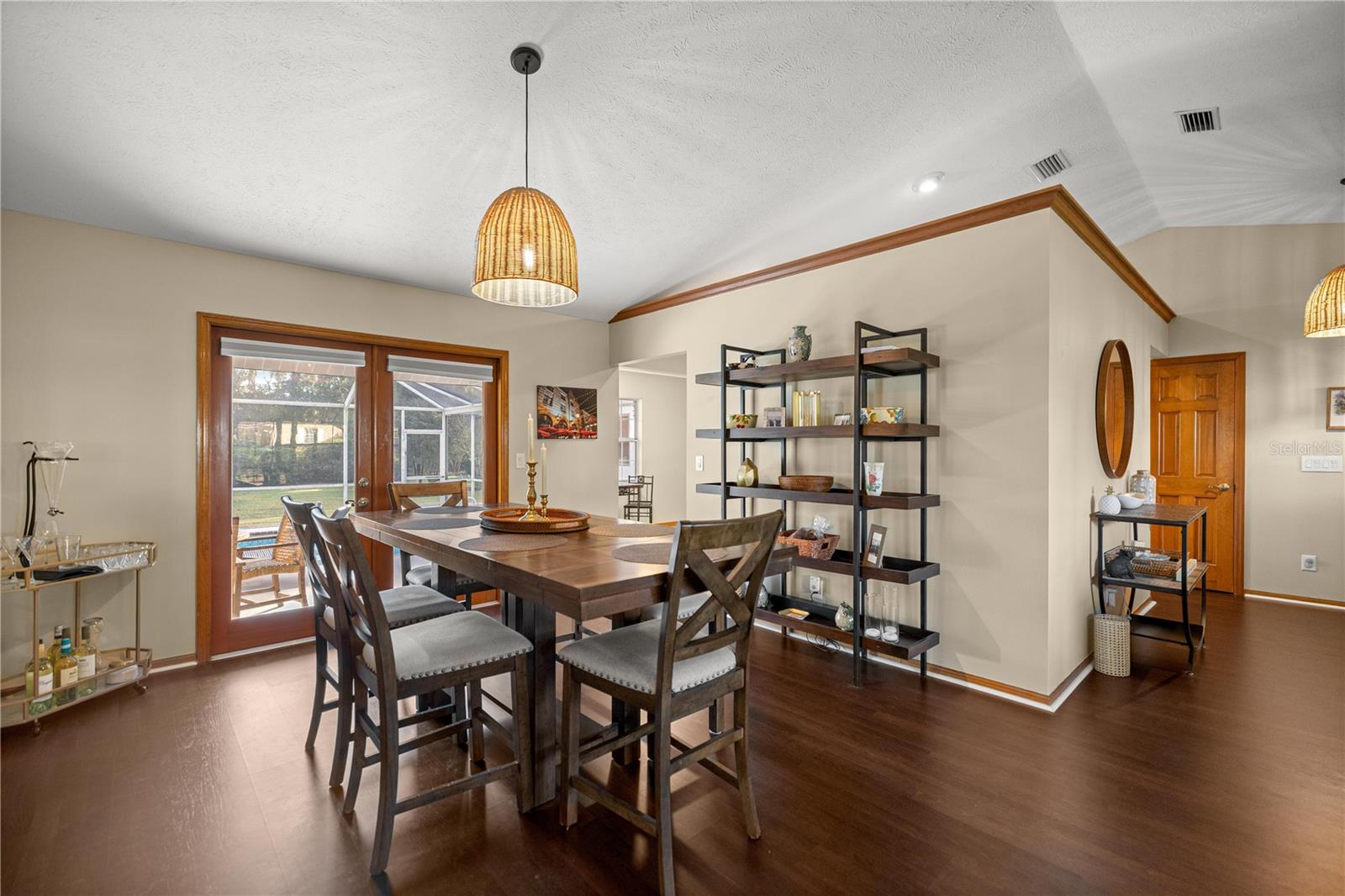 Image 24 of 43 For 985 50th Avenue