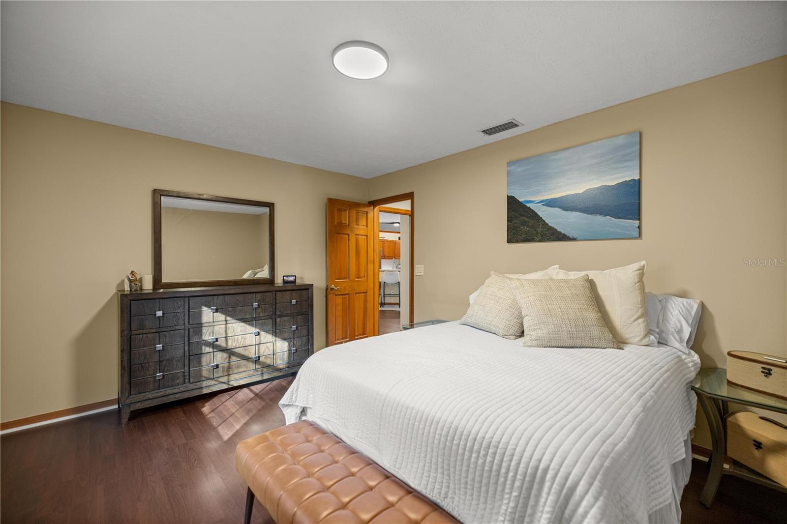 Image 31 of 43 For 985 50th Avenue