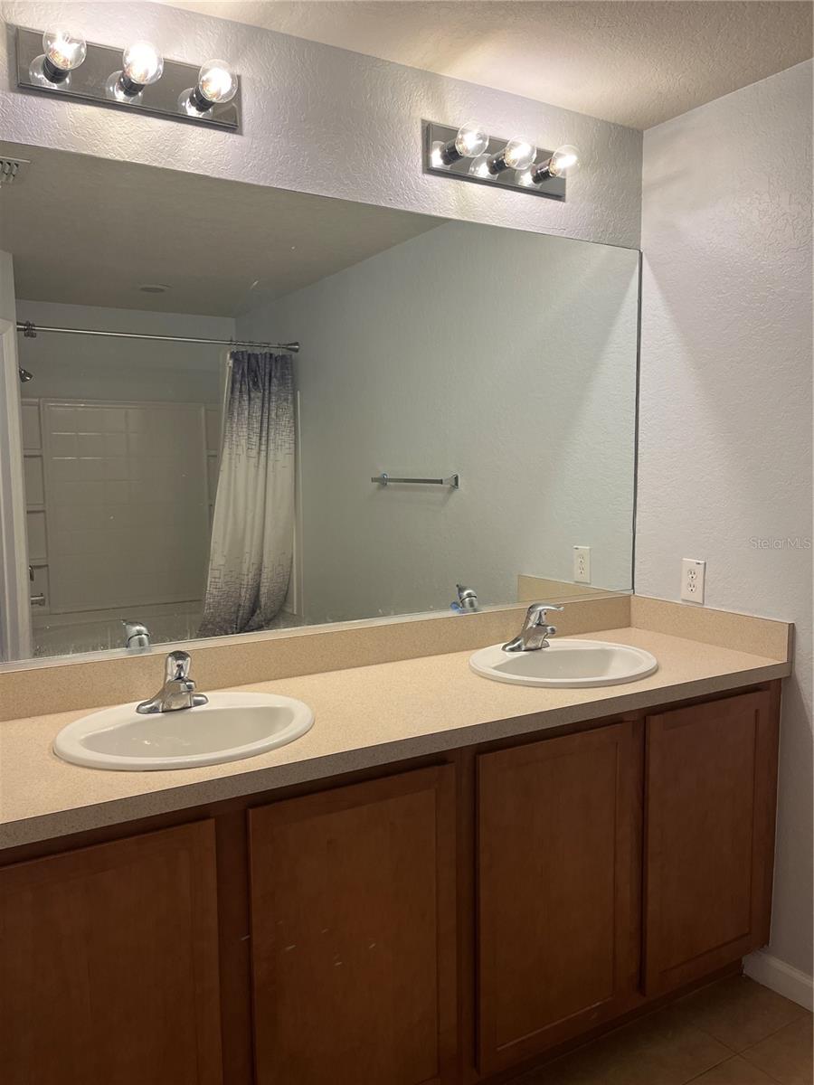 Image 9 of 14 For 4971 45th Street Na