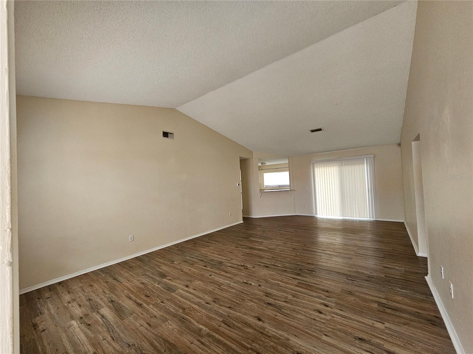 Image 2 of 16 For 312 Oak Track Pass