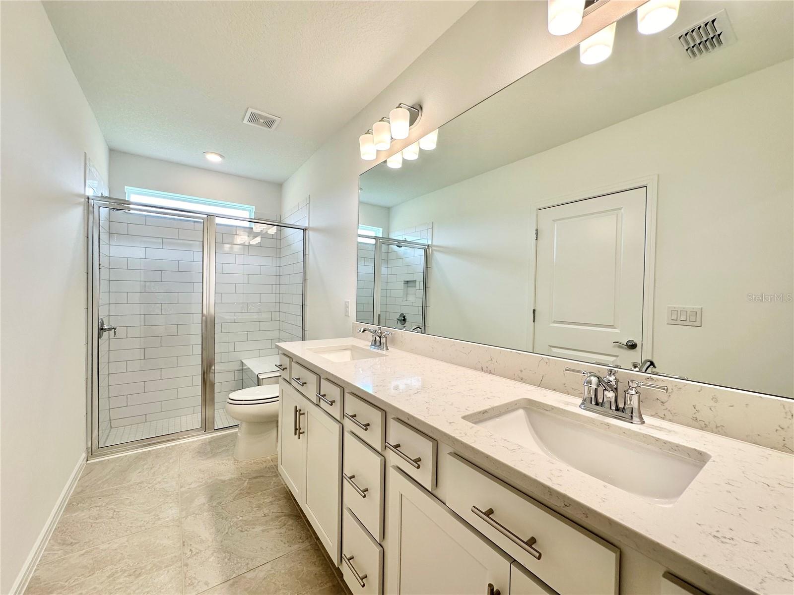 Image 15 of 33 For 5543 85th Avenue Road