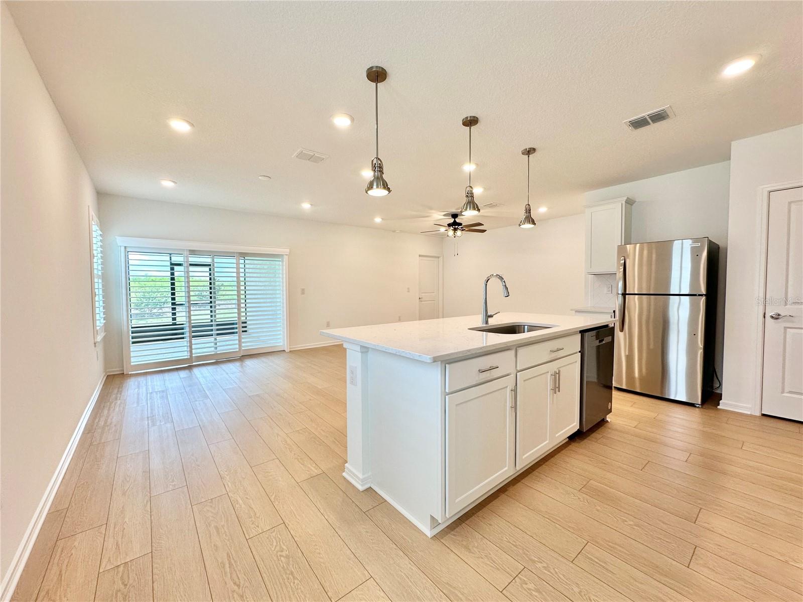 Image 5 of 33 For 5543 85th Avenue Road