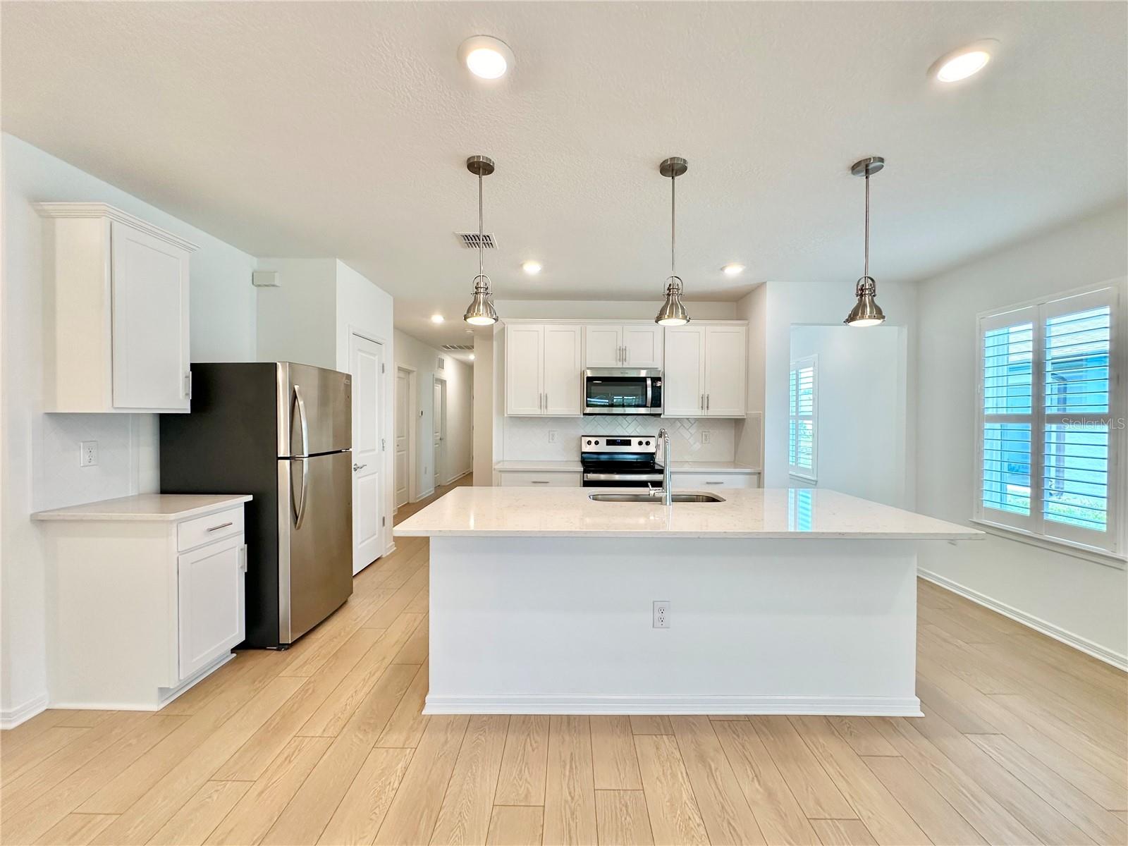 Image 9 of 33 For 5543 85th Avenue Road