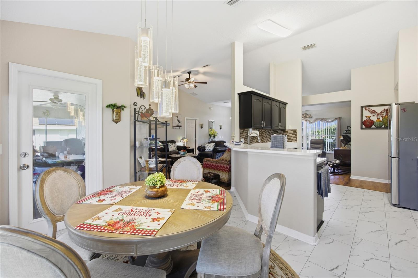 Image 15 of 62 For 10180 69th Avenue