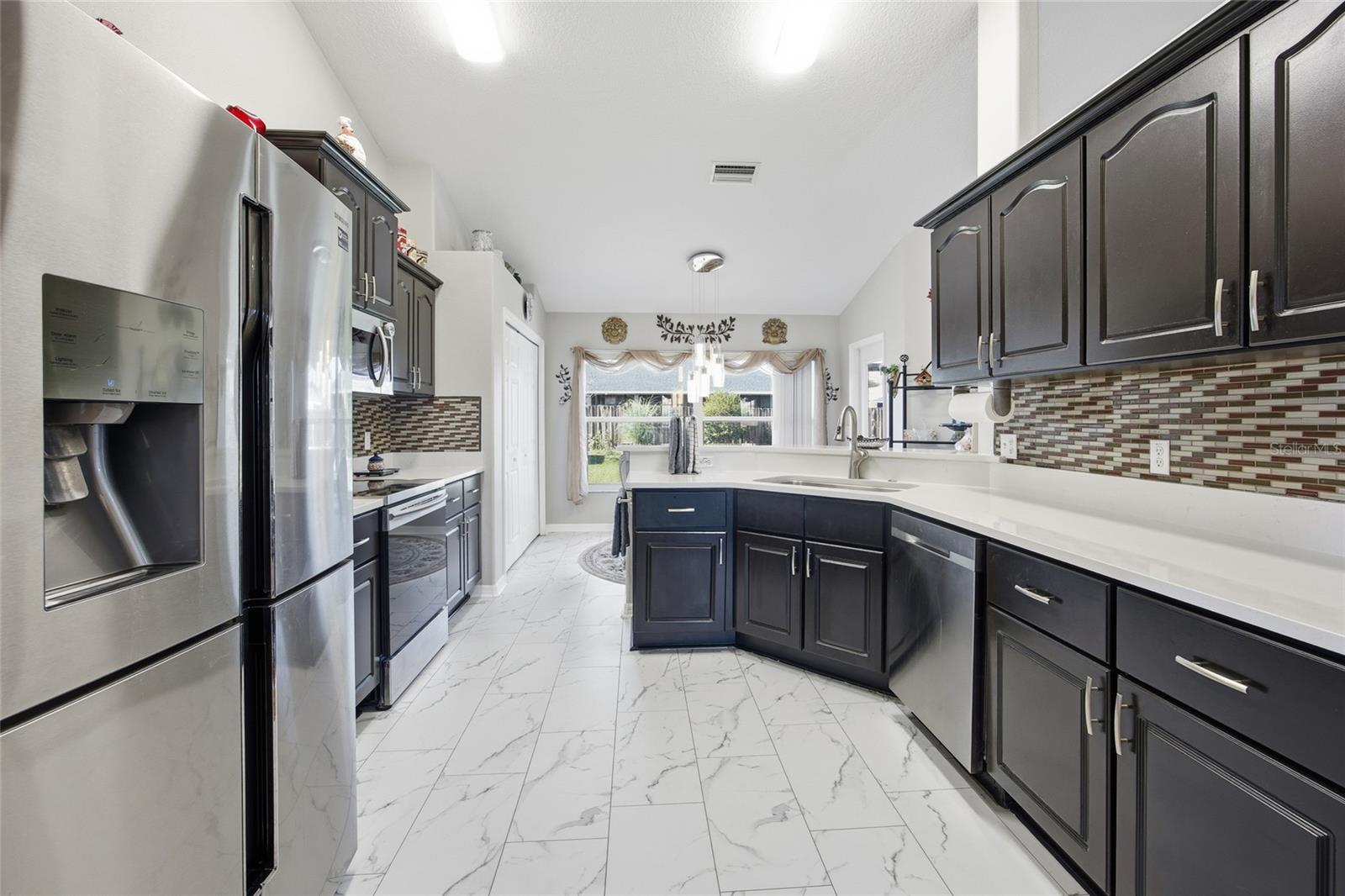 Image 18 of 62 For 10180 69th Avenue