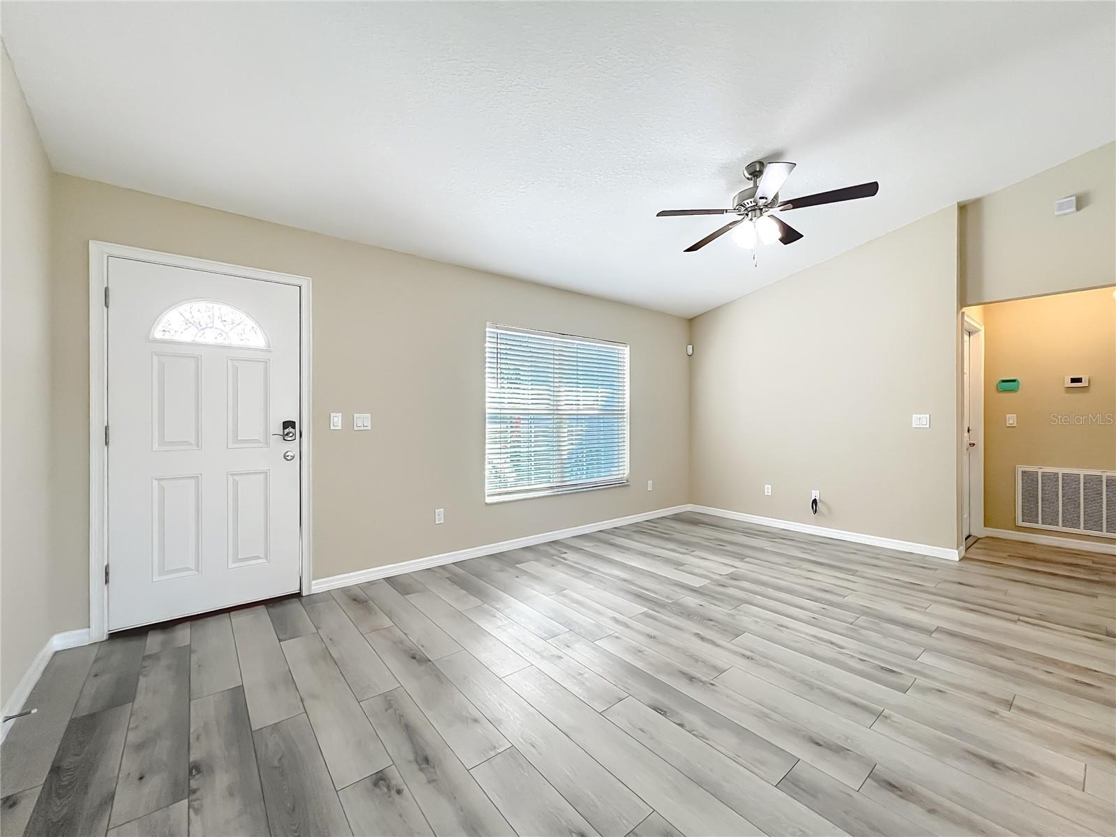 Image 10 of 45 For 1954 21 Avenue