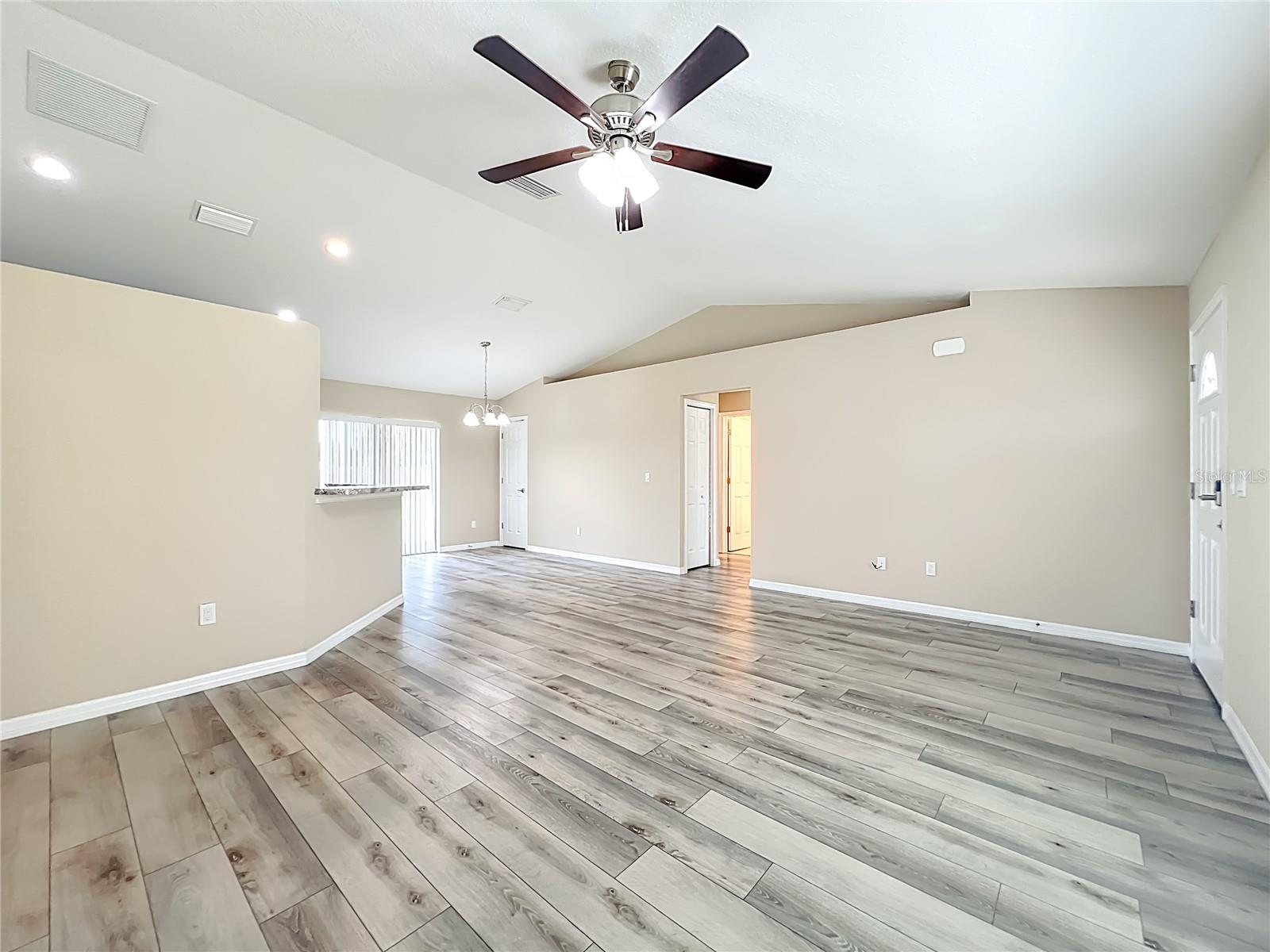 Image 12 of 45 For 1954 21 Avenue