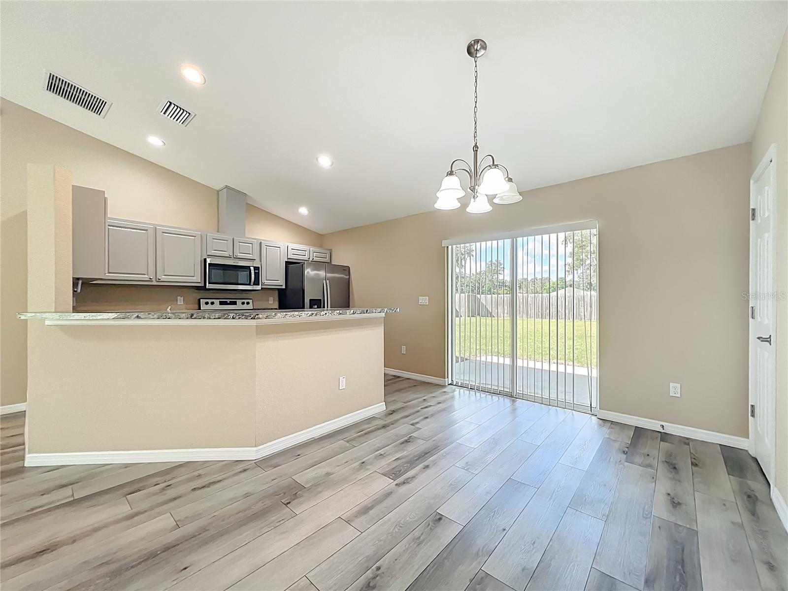 Image 14 of 45 For 1954 21 Avenue