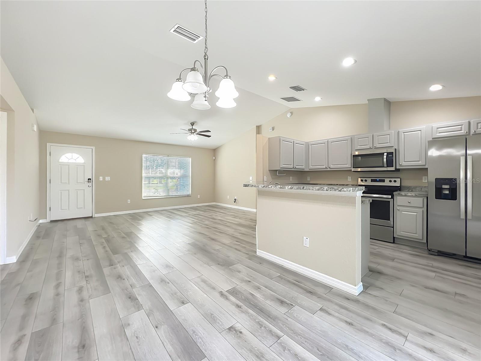 Image 15 of 45 For 1954 21 Avenue