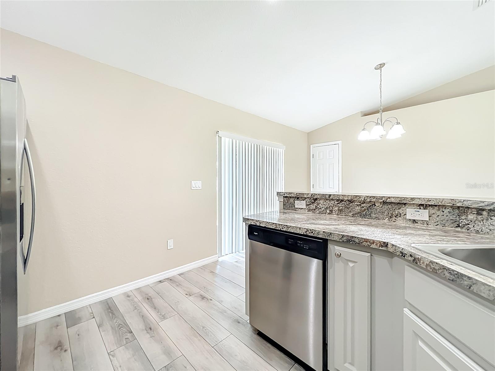 Image 18 of 45 For 1954 21 Avenue