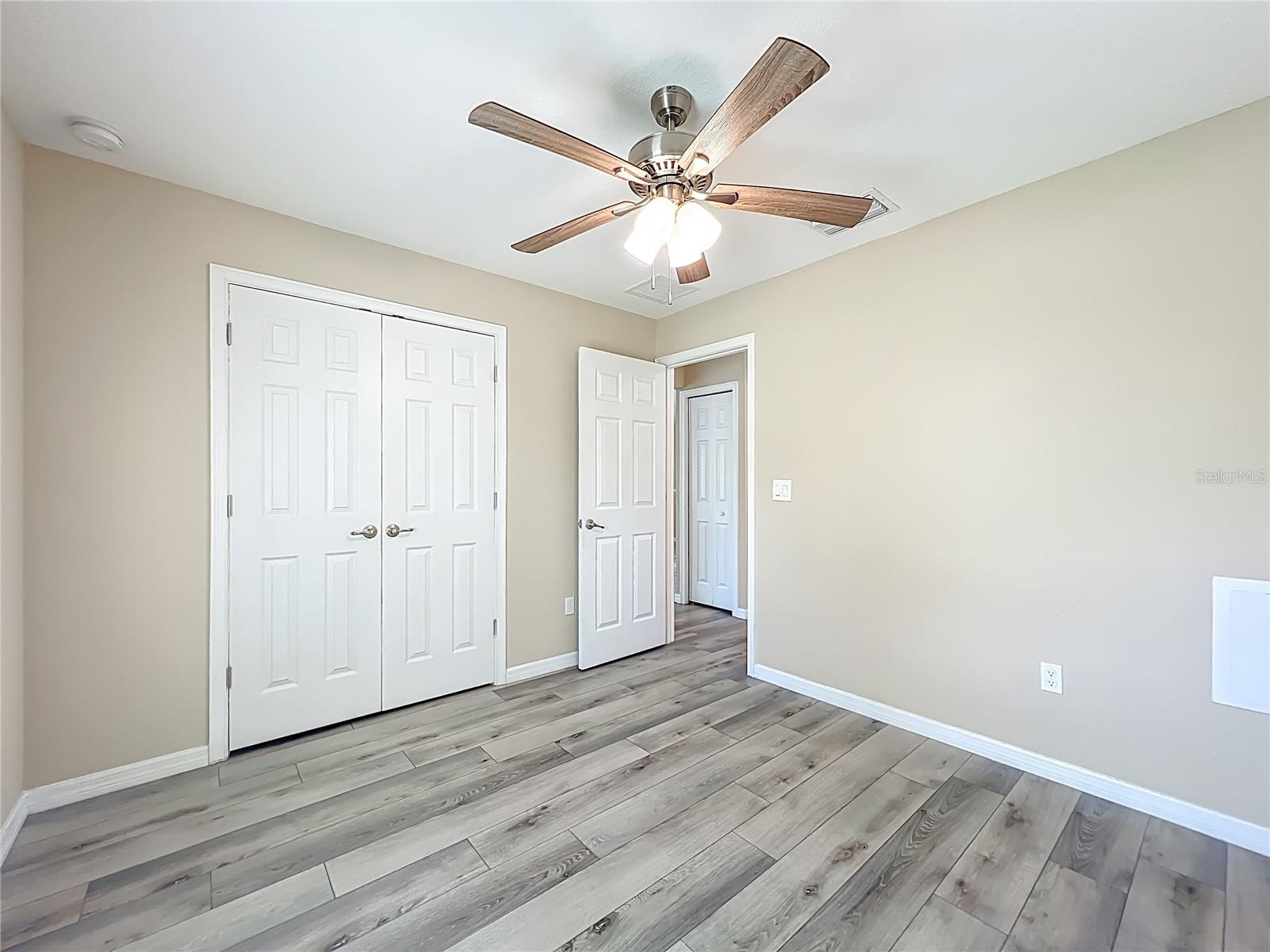 Image 23 of 45 For 1954 21 Avenue