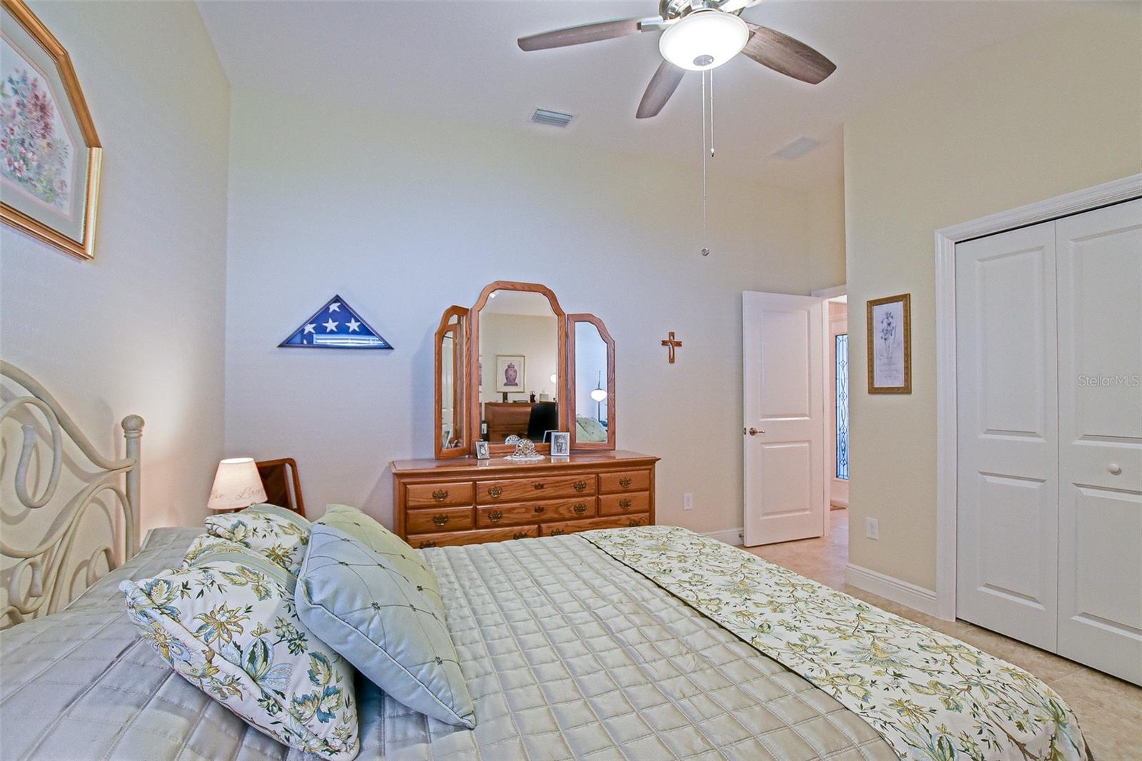 Image 32 of 77 For 10158 Julia Isles Avenue